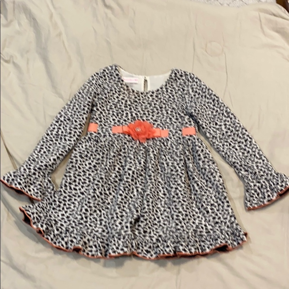 Black white and peach